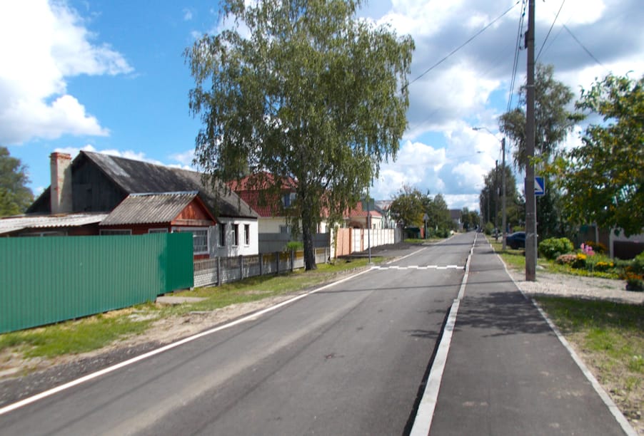 В переулке Кутузова в Брянске благодаря нацпроекту впервые появилось асфальтовое покрытие